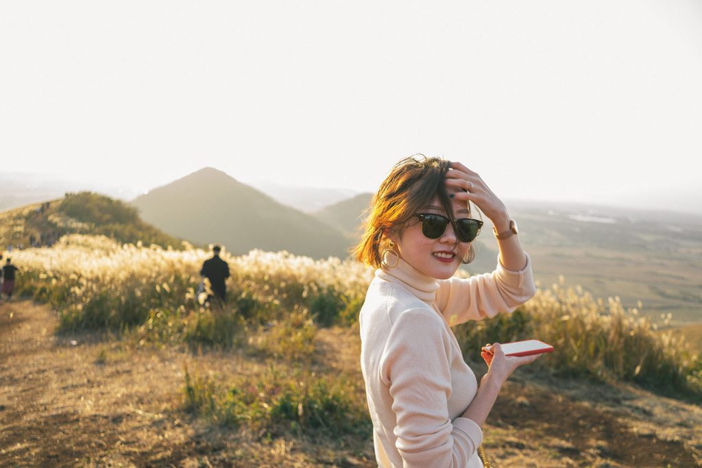 새별오름 정상에서. Jeju, Republic of Korea. (2018)